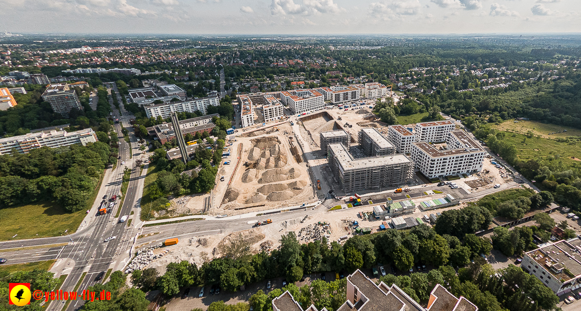 07.06.2023 - Aktuelle Luftbilder aus dem Alexisquartier und Pandion Verde in Neuperlach in München